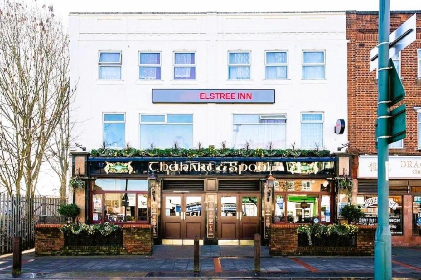 Elstree Inn Borehamwood Exterior photo